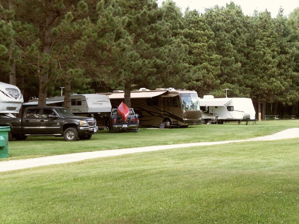 Maciver'S Motel And Camp Blind River Dış mekan fotoğraf