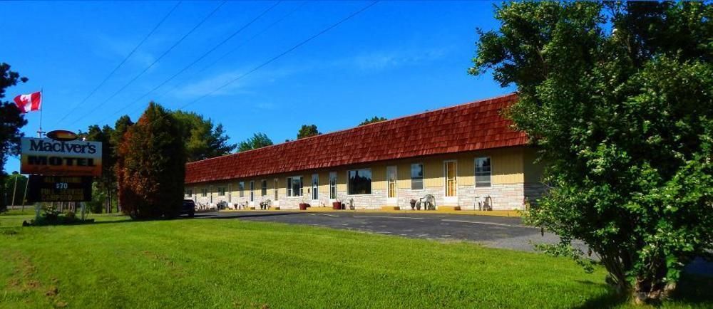 Maciver'S Motel And Camp Blind River Dış mekan fotoğraf